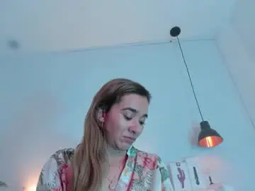 Bellota_flak  live sex cam
