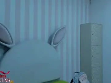 Cherry_blond_  live sex cam