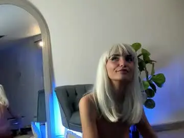 Evieebloom  live sex cam