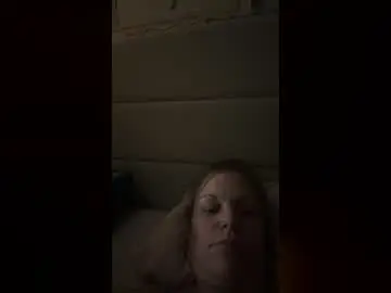 Eyes_in_disguise  live sex cam