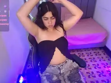 Gaia_tay1  live sex cam