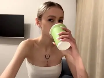 Seasonhamiss  live sex cam