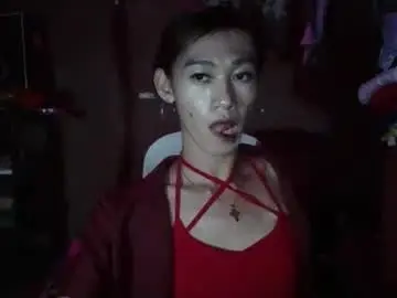 Ursweetlarry  live sex cam