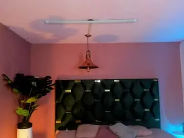 Velvet_dreams_  live sex cam