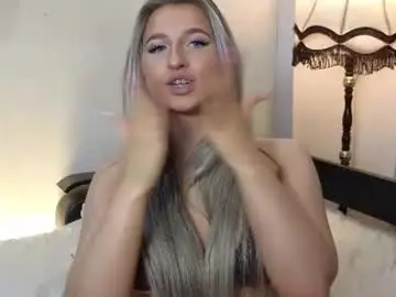 Aasshley  live sex cam