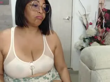 Ambarsofhia  live sex cam