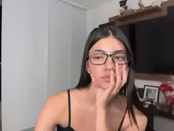 Emma_rouse33  live sex cam