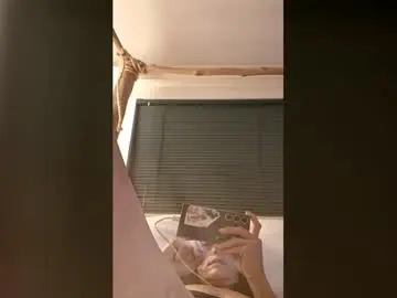 Hiddencams420  live sex cam