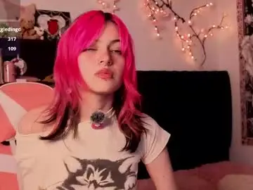 Indy_moore  live sex cam