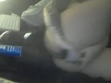 Kikiwonderland  live sex cam