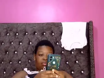 Kylie_lyla  live sex cam