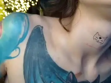 Littlehappines  live sex cam