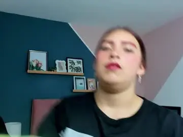 Lurea_pearl  live sex cam