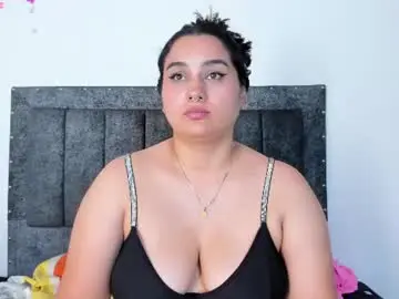 Mia_foox21  live sex cam