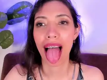 Miss_veronica2  live sex cam