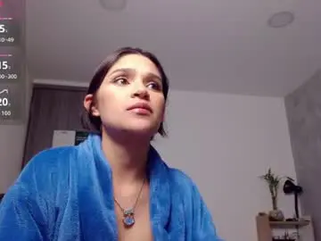 Roxxi_foxi  live sex cam
