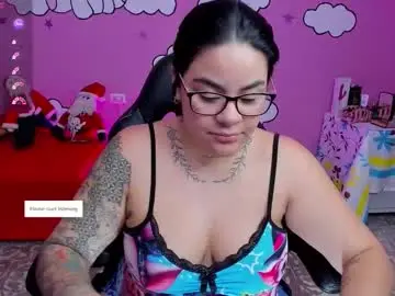 Shaaroonhillss1  live sex cam