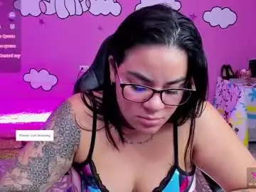 Shaaroonhillss1  live sex cam