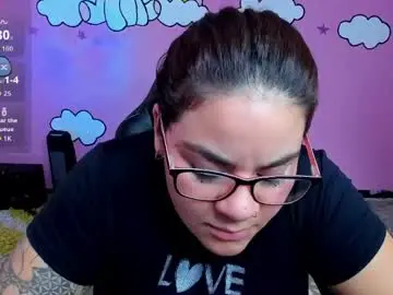 Shaaroonhillss1  live sex cam