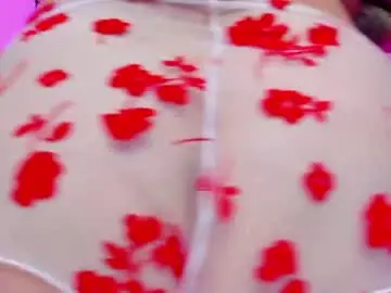 Shaaroonhillss1  live sex cam