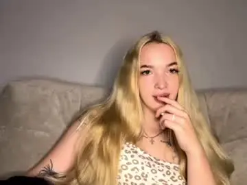 Shariebaier  live sex cam