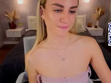 Silen_tori  live sex cam