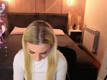 Silen_tori  live sex cam