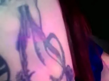 Spinnerbitch  live sex cam