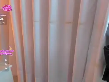 Tattofoxx__  live sex cam