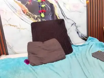 Angelinee39  live sex cam