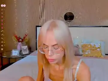 Bellatip  live sex cam