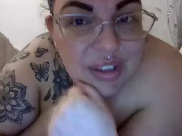 Bigbusty891401  live sex cam