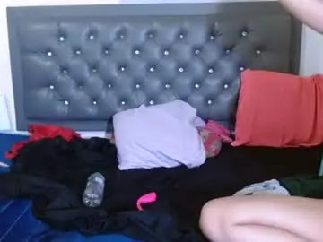 Chelsi_smith  live sex cam