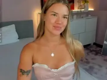 Cherry_lexi  live sex cam