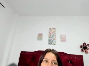 Cloyks  live sex cam