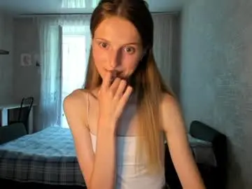 Feralberry_dina  live sex cam