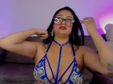 Isiss_goddess  live sex cam