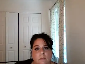 Italianandthick  live sex cam