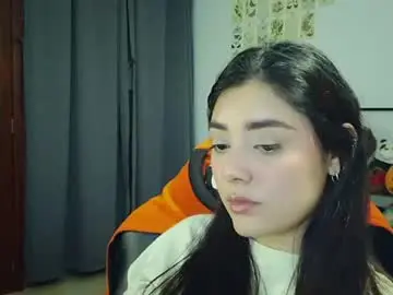 Lilith_cruzz  live sex cam