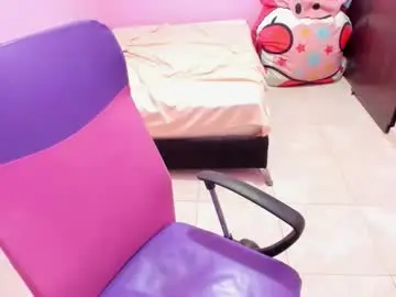 Milky__boobs69  live sex cam