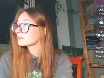 Moonlight__lovers  live sex cam