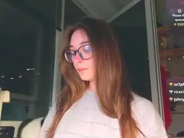 Moonlight__lovers  live sex cam