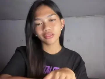 Prettymiya  live sex cam