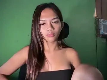 Prettymiya  live sex cam