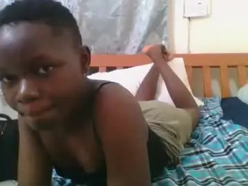 Sweetgal2025  live sex cam