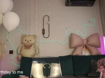 Yummyik  live sex cam