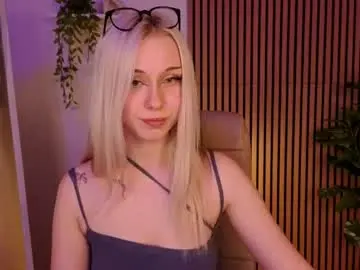 Cateyepro  live sex cam