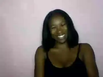Cathia_bella  live sex cam