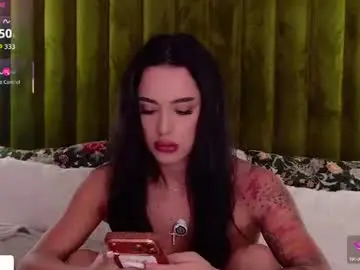 Evierosie  live sex cam