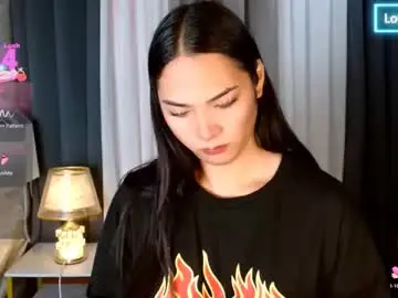 Sweetiefox1  live sex cam